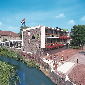 Marx Aparthotel
