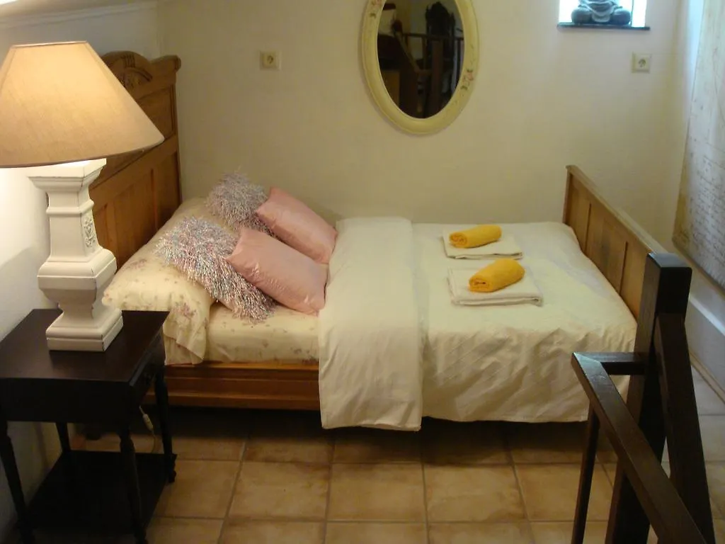 Ricos Vakantiewoning Villa Valkenburg aan de Geul 0*,